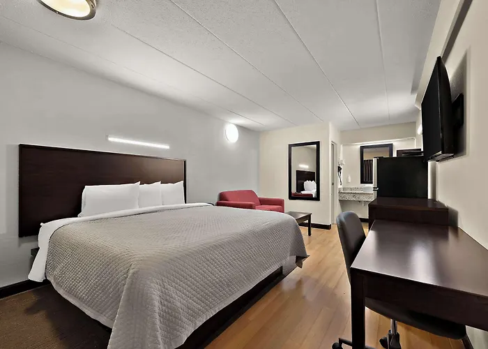 Hotel Suburban